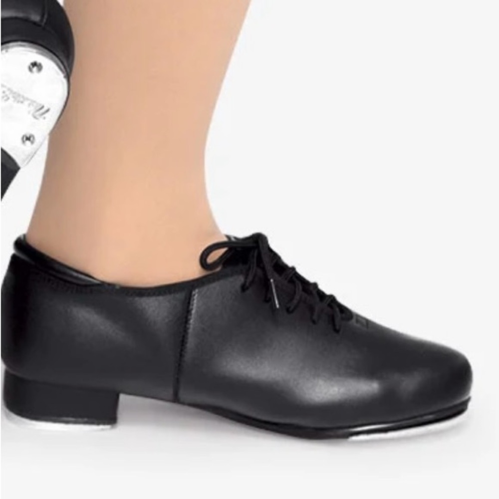 Dance Fashions lace up jazz tap shoes style 120 black  (worn once) youth sz  2.5
